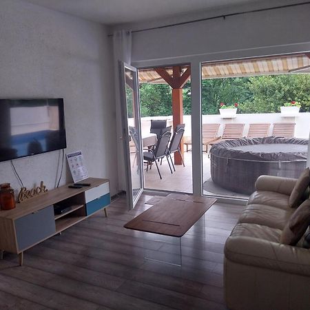 Vila Brig 108 - Private Swimming Pool And Jacuzzi Ριέκα Εξωτερικό φωτογραφία