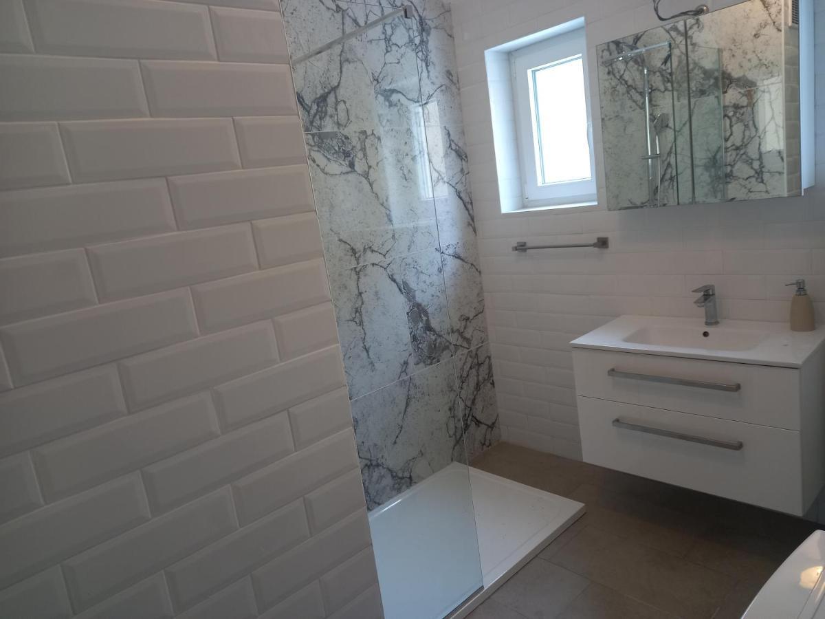 Vila Brig 108 - Private Swimming Pool And Jacuzzi Ριέκα Εξωτερικό φωτογραφία